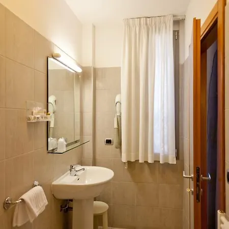 Idania 3* Μπαρντολίνο