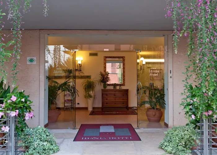 Ξενοδοχείο Idania